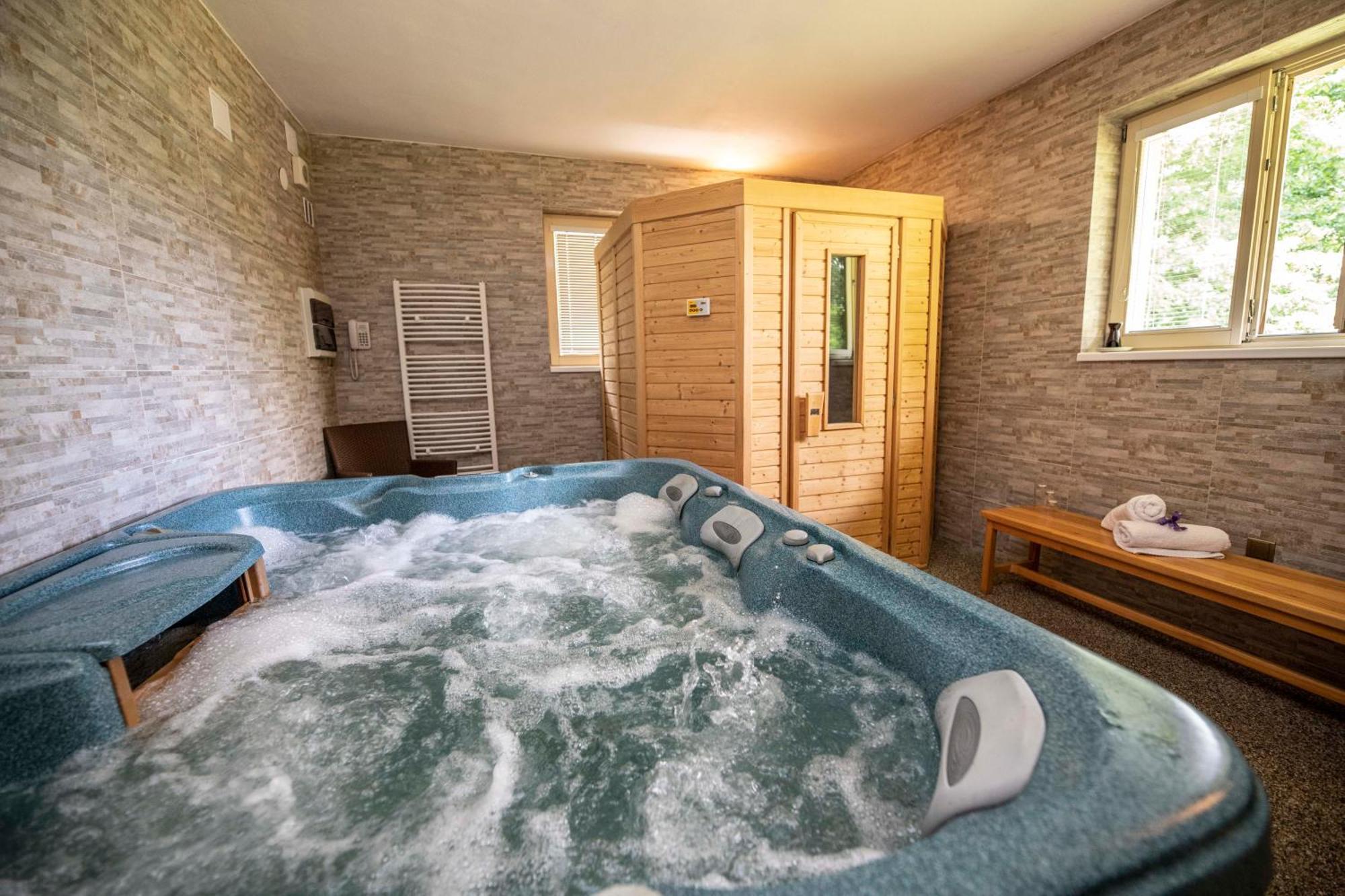 Parkhotel Skalni Mesto Йичин Экстерьер фото